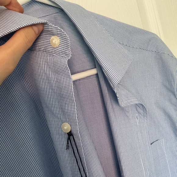 🆕 Nautica Classic Fit White and Blue Tattersall Button Down Dress Shirt - Picture 4 of 12